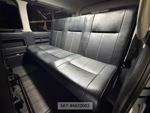Toyota HIACE WAGON 2021-06 8314717-2