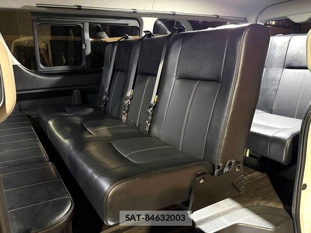 Toyota HIACE WAGON 2021-06 8314717-3