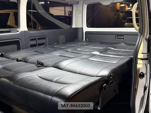 Toyota HIACE WAGON 2021-06 8314717-4