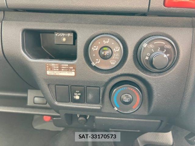 Toyota HIACE WAGON 2014-04 1052724-15