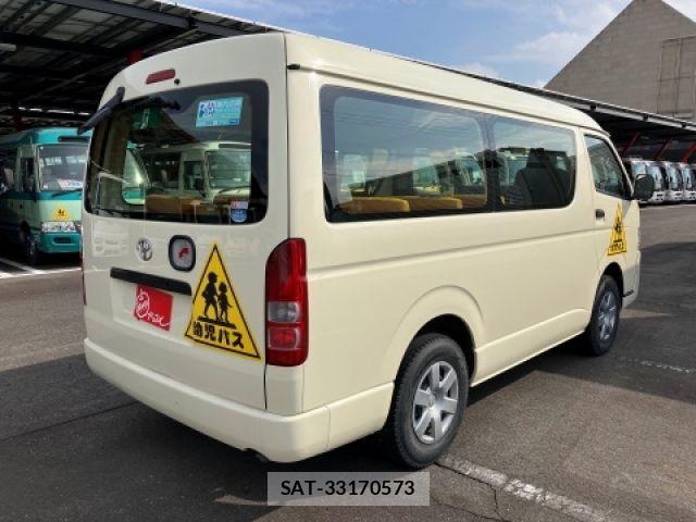 Toyota HIACE WAGON 2014-04 1052724-1