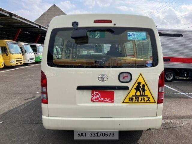 Toyota HIACE WAGON 2014-04 1052724-3