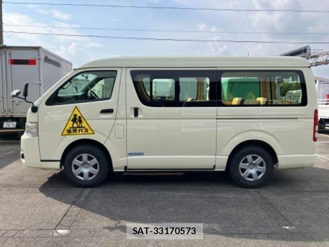 Toyota HIACE WAGON 2014-04 1052724-4