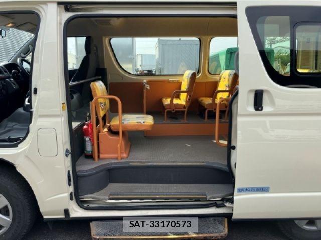 Toyota HIACE WAGON 2014-04 1052724-6
