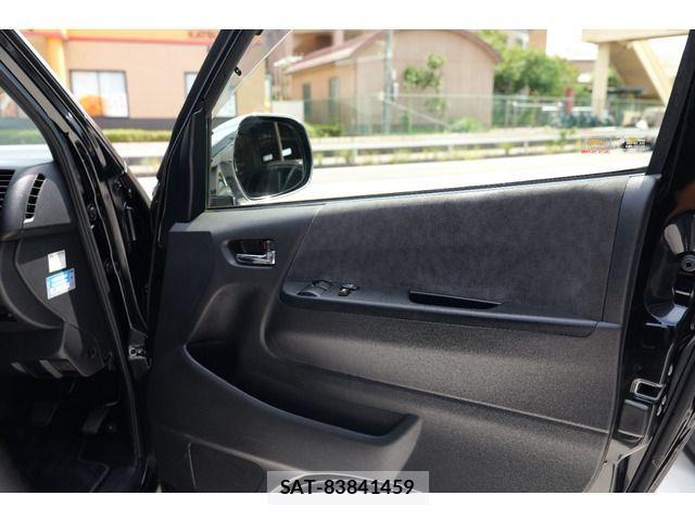 Toyota HIACE WAGON 2018-05 1271937-19
