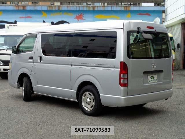 Toyota HIACE WAGON 2006-11 1299331-1