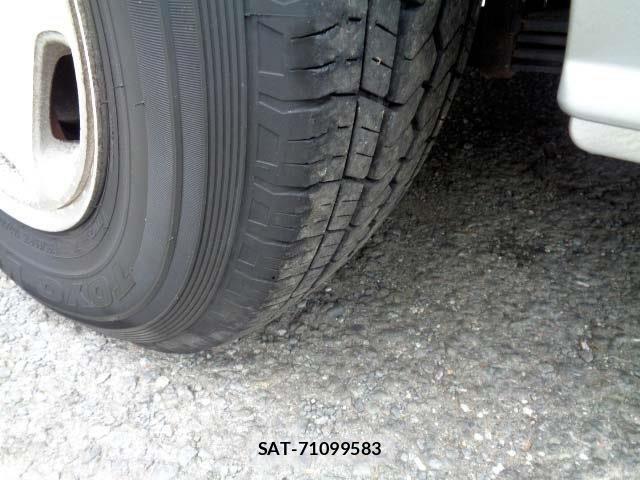 Toyota HIACE WAGON 2006-11 1299331-22