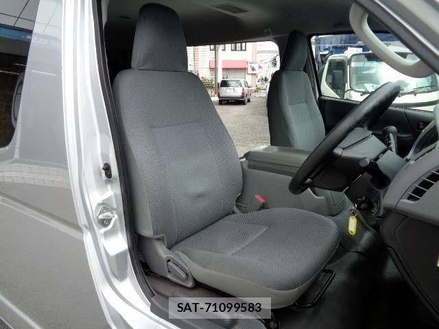 Toyota HIACE WAGON 2006-11 1299331-4