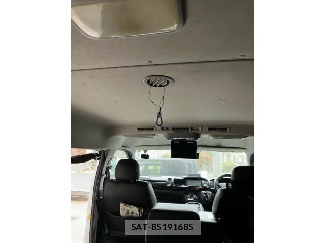 Toyota HIACE WAGON 2011-04 1321821-18