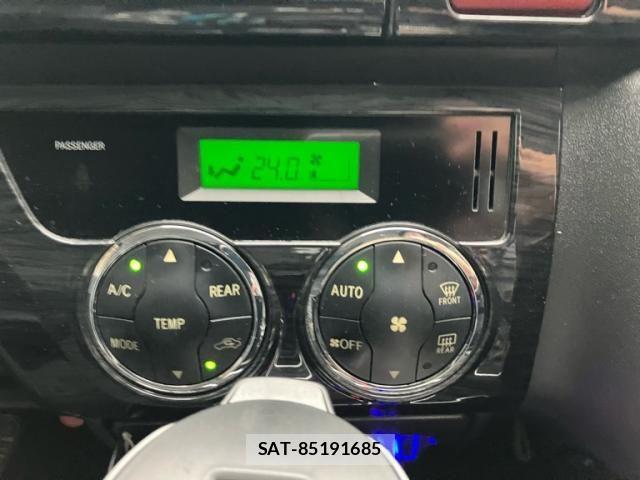 Toyota HIACE WAGON 2011-04 1321821-21