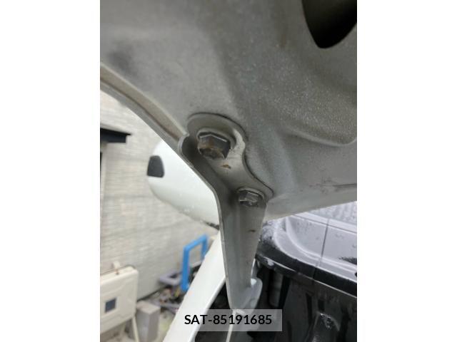 Toyota HIACE WAGON 2011-04 1321821-28