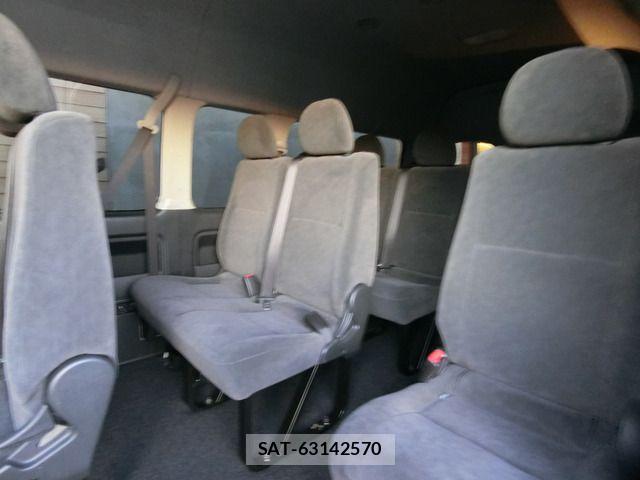 Toyota HIACE WAGON 2020-04 1428726-11