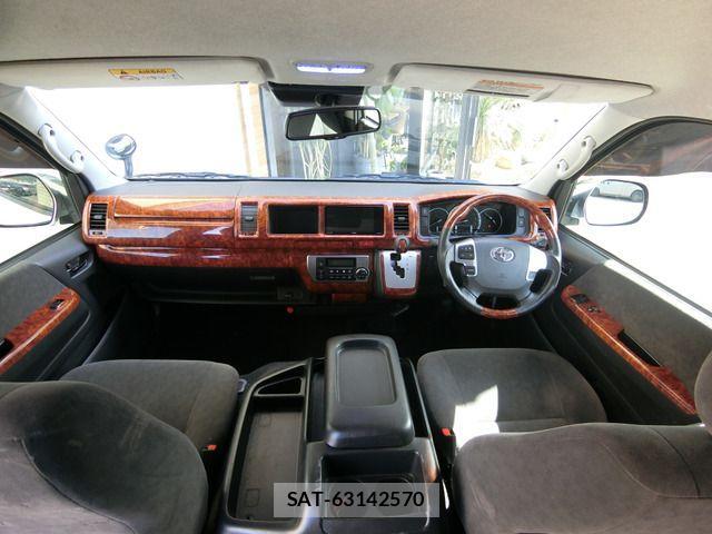 Toyota HIACE WAGON 2020-04 1428726-12