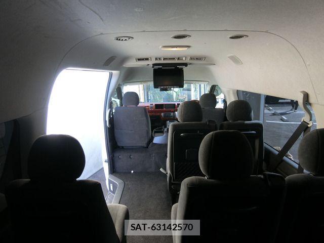 Toyota HIACE WAGON 2020-04 1428726-13