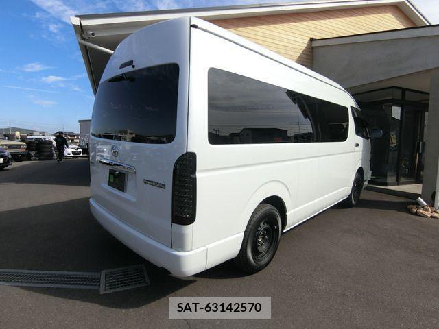 Toyota HIACE WAGON 2020-04 1428726-7