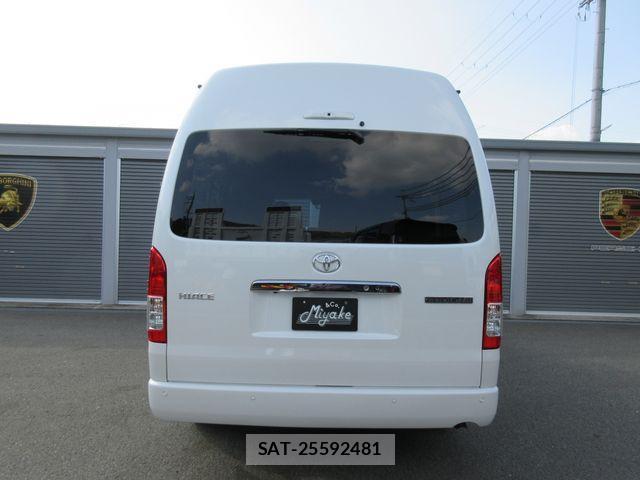 Toyota HIACE WAGON 2025-11 1428730-11