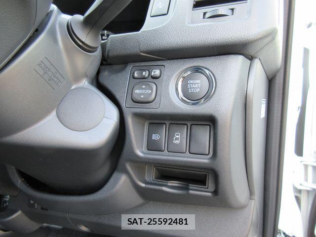 Toyota HIACE WAGON 2025-11 1428730-16