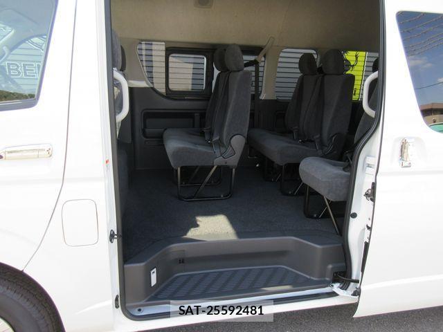 Toyota HIACE WAGON 2025-11 1428730-24