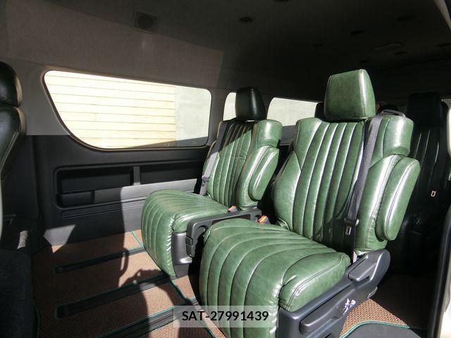 Toyota HIACE WAGON 2023-03 1445716-9