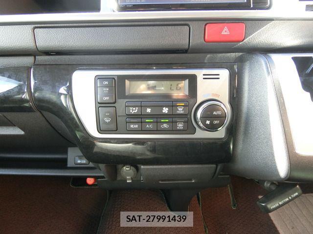 Toyota HIACE WAGON 2023-03 1445716-16