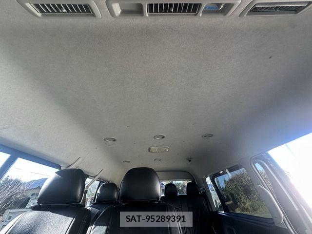 Toyota HIACE WAGON 2010-11 1846735-17