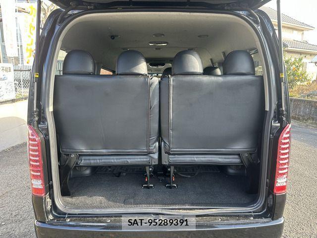 Toyota HIACE WAGON 2010-11 1846735-7