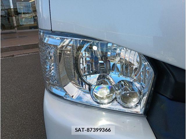 Toyota HIACE WAGON 2012-10 2009529-27