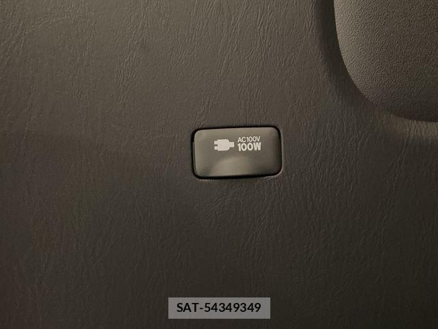 Toyota HIACE WAGON 2025-11 2248510-11