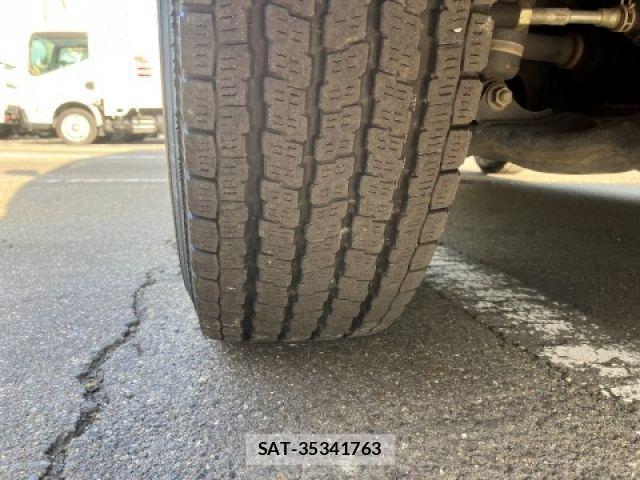 Toyota HIACE WAGON 2020-01 2728140-10