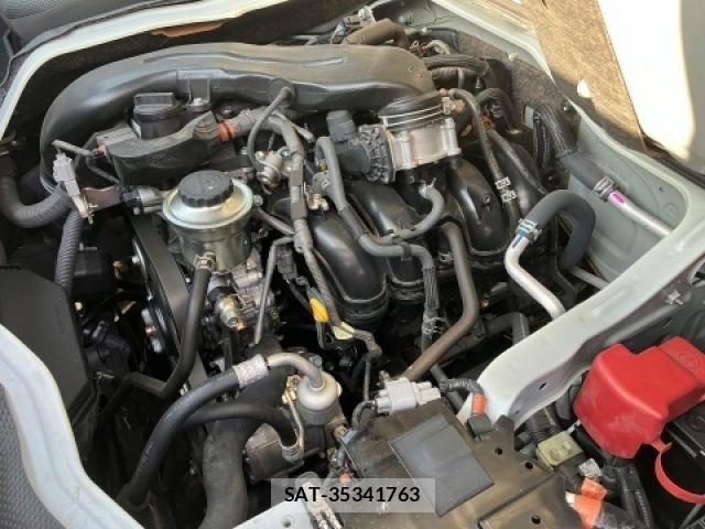Toyota HIACE WAGON 2020-01 2728140-11