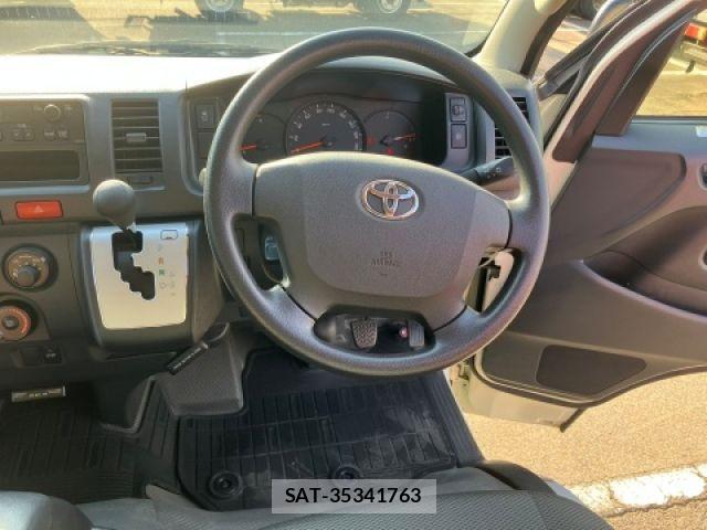 Toyota HIACE WAGON 2020-01 2728140-13