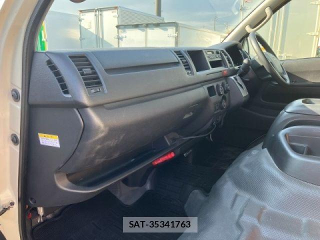 Toyota HIACE WAGON 2020-01 2728140-22