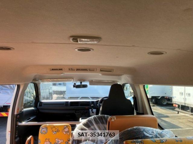 Toyota HIACE WAGON 2020-01 2728140-25
