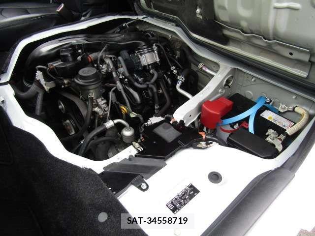 Toyota HIACE WAGON 2023-04 3374984-17