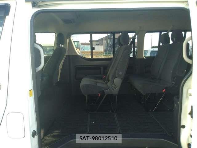 Toyota HIACE WAGON 2012-10 3714428-11