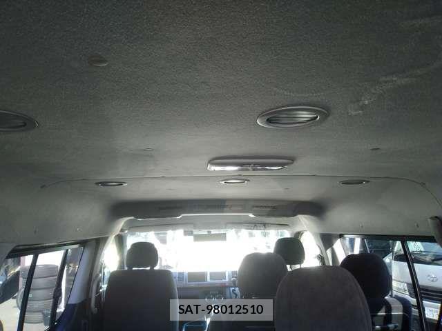 Toyota HIACE WAGON 2012-10 3714428-17