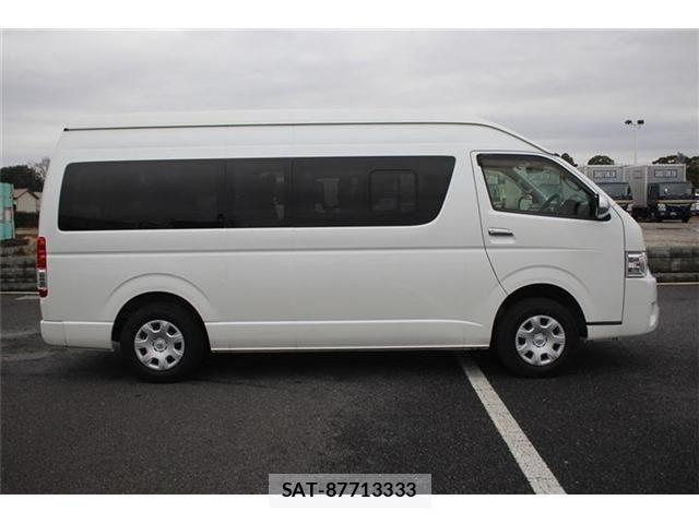 Toyota HIACE WAGON 2018-07 3906146-11