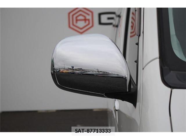 Toyota HIACE WAGON 2018-07 3906146-16