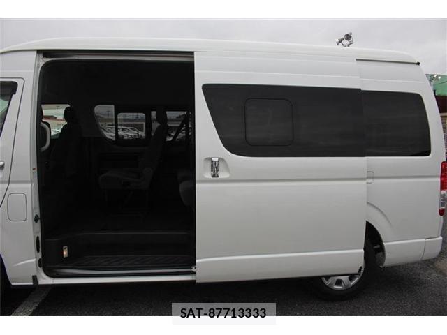 Toyota HIACE WAGON 2018-07 3906146-20