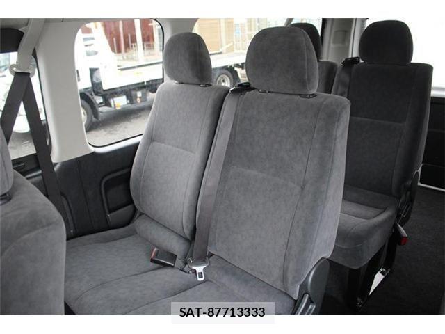 Toyota HIACE WAGON 2018-07 3906146-21