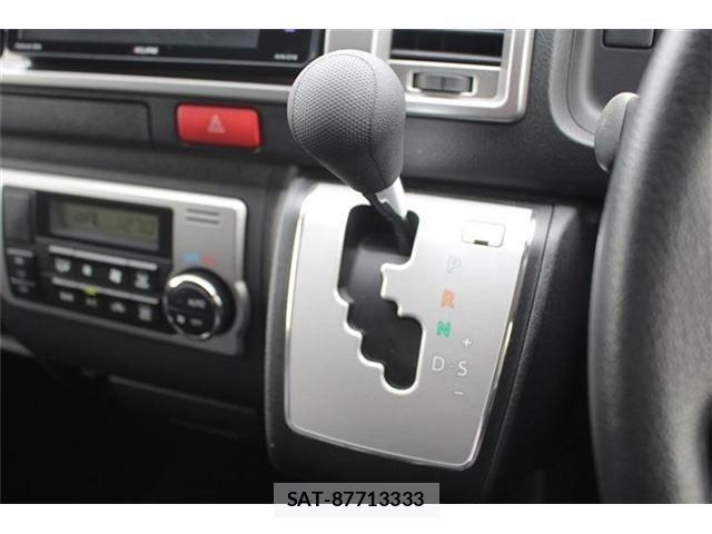 Toyota HIACE WAGON 2018-07 3906146-25