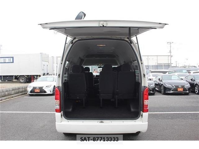 Toyota HIACE WAGON 2018-07 3906146-28