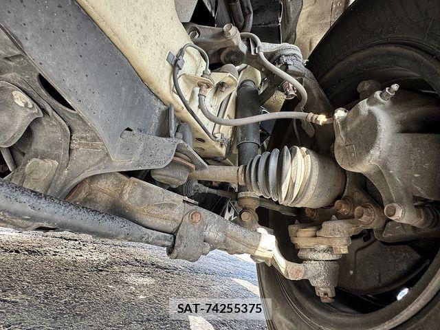 Toyota HIACE WAGON 2005-01 4754052-7