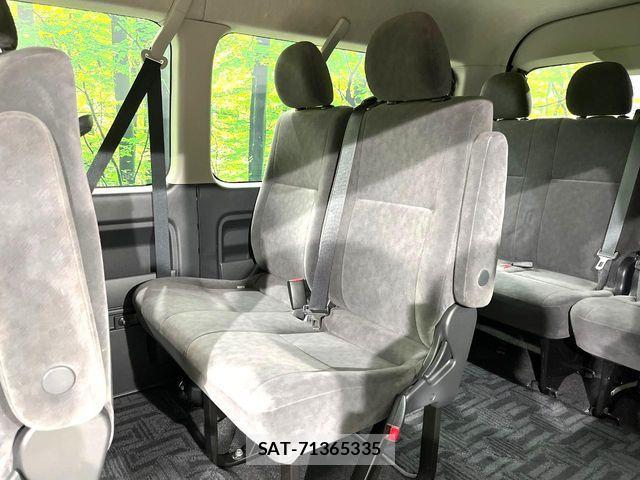 Toyota HIACE WAGON 2019-03 4945170-9