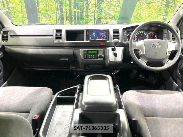 Toyota HIACE WAGON 2019-03 4945170-1