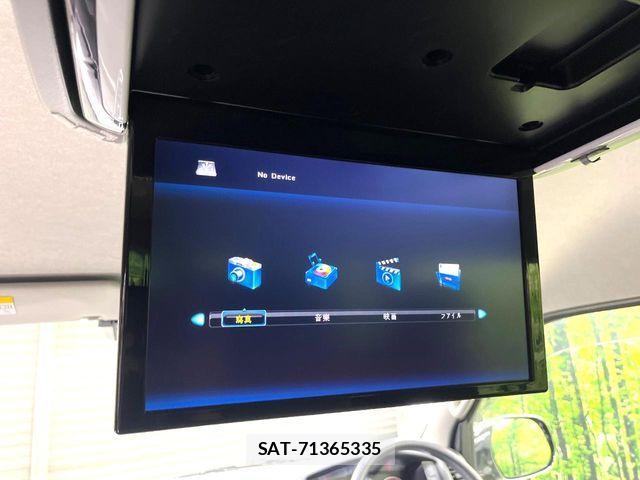 Toyota HIACE WAGON 2019-03 4945170-2