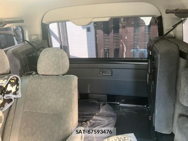 Toyota HIACE WAGON 2021-10 4945163-11