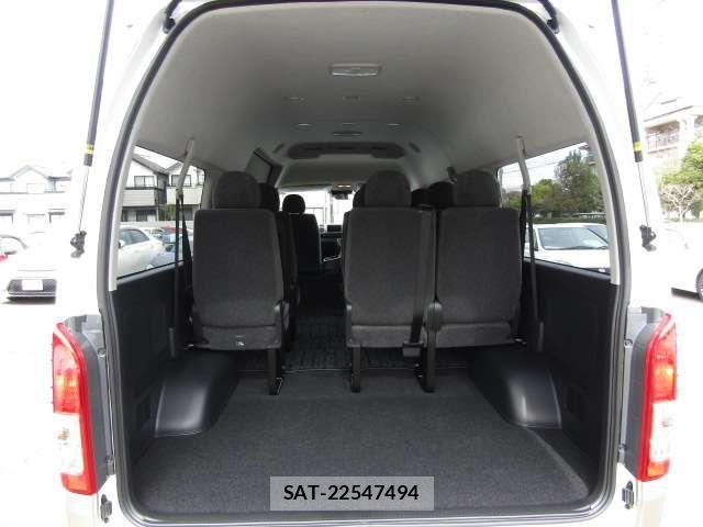 Toyota HIACE WAGON 2025-10 4945141-14
