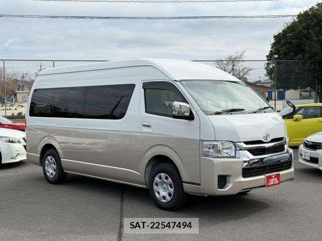 Toyota HIACE WAGON 2025-10 4945141-16