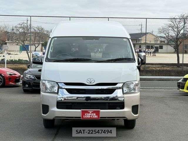 Toyota HIACE WAGON 2025-10 4945141-18